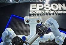 整合多重感知/人工智慧 機械手臂展現十八般武藝