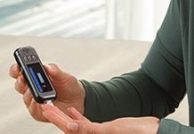 數位/類比整合型MCU助力 血糖機降低血球干擾