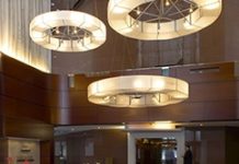 創新驅動器滿足PFC/THD要求 LED照明效能更精進