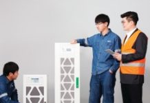 施耐德電機為中小型企業推出高效/精巧Easy UPS 3M