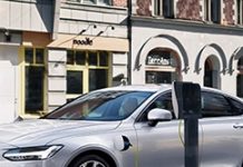 推進基礎建設/介面標準 電動車充電內外兼修