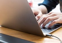 PCIe/USB一搭一唱 介面高速化腳步不停歇