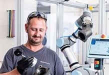 任務枯燥/骯髒/危險都不怕 協作機器人跨金屬製造難關