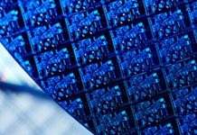 精簡電路設計/成本 碳化矽輔助電源驅動效率大增